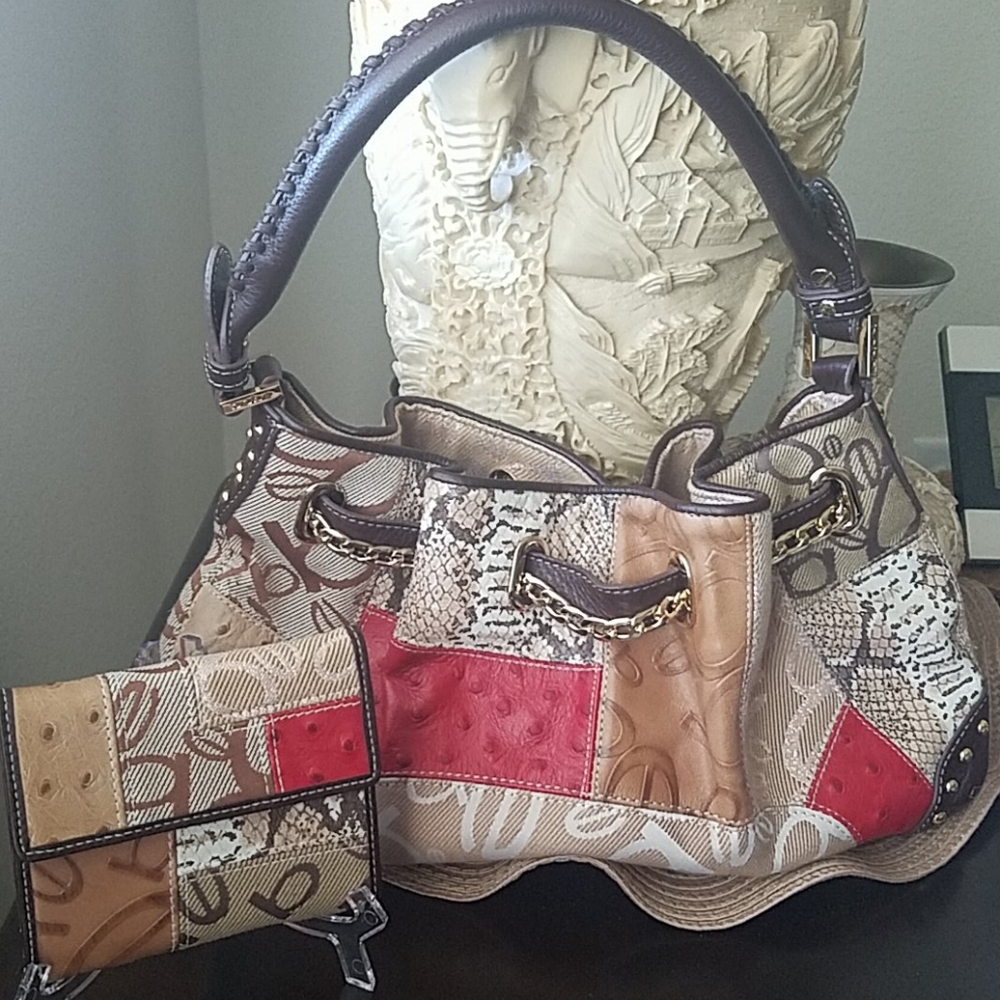 NWOT Bebe handbag set